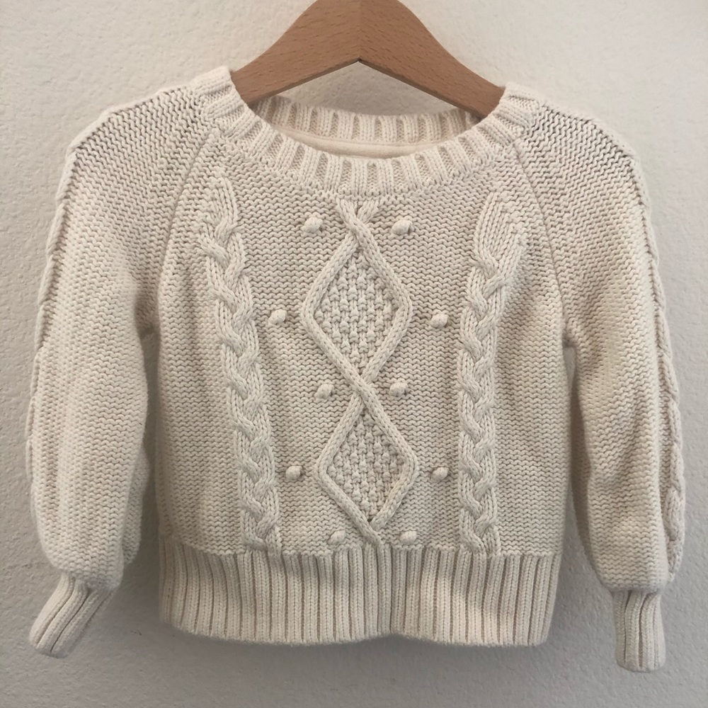 GAP sweater
